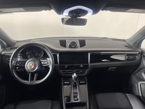 Certified 2023 Porsche Macan Turbo AWD/4WD image 19