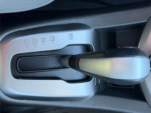 Used 2017 Chevrolet Sonic LT image 23