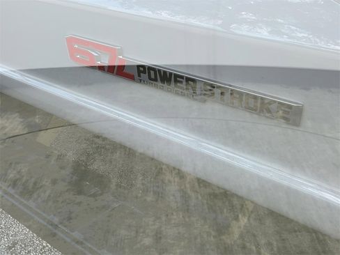 New 2025 Ford F250 Lariat w/ Lariat Ultimate Package image 48