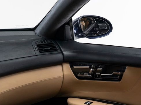 Used 2009 Mercedes-Benz CL 63 AMG image 40