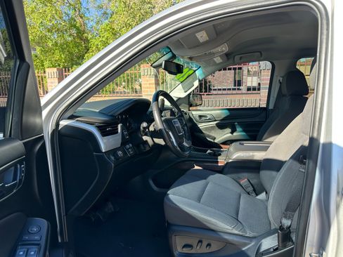 Used 2020 GMC Yukon SLE w/ Convenience Package RWD image 6