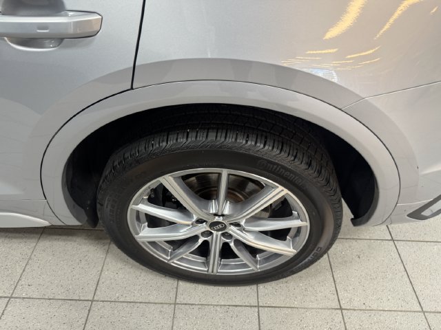 Certified 2022 Audi SQ5 Premium AWD/4WD image 11