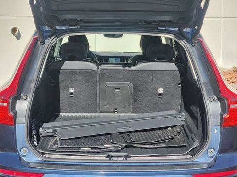 Certified 2023 Volvo XC60 B6 Ultimate w/ Protection Package Premier image 20