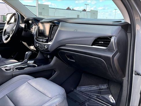 Used 2018 Chevrolet Traverse Premier w/ Driver Confidence II Package image 20