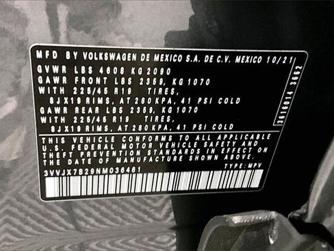 Used 2022 Volkswagen Taos SEL image 35