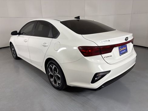 Used 2020 Kia Forte LXS FWD image 6