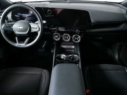 New 2026 Chevrolet Blazer EV LT image 17