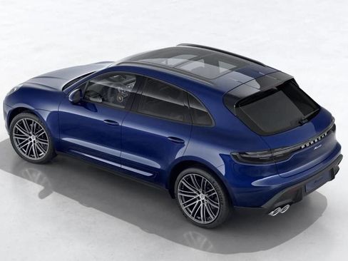 Certified 2026 Porsche Macan AWD/4WD image 10
