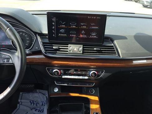 Used 2021 Audi Q5 2.0T Premium w/ Convenience Package AWD/4WD image 25