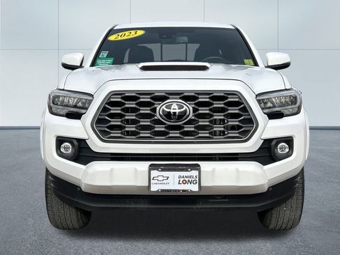 Used 2023 Toyota Tacoma TRD Sport w/ Technology Package image 3