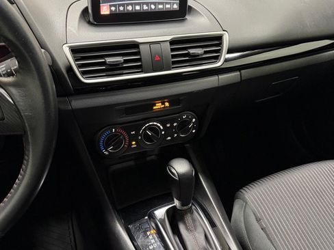 Used 2015 MAZDA MAZDA3 i Touring image 13