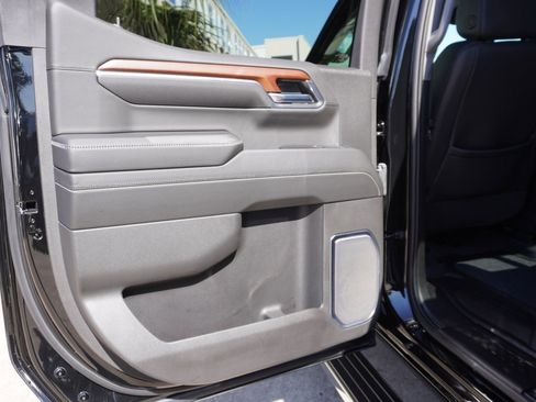 Used 2023 GMC Sierra 1500 Denali w/ Denali Reserve Package image 20