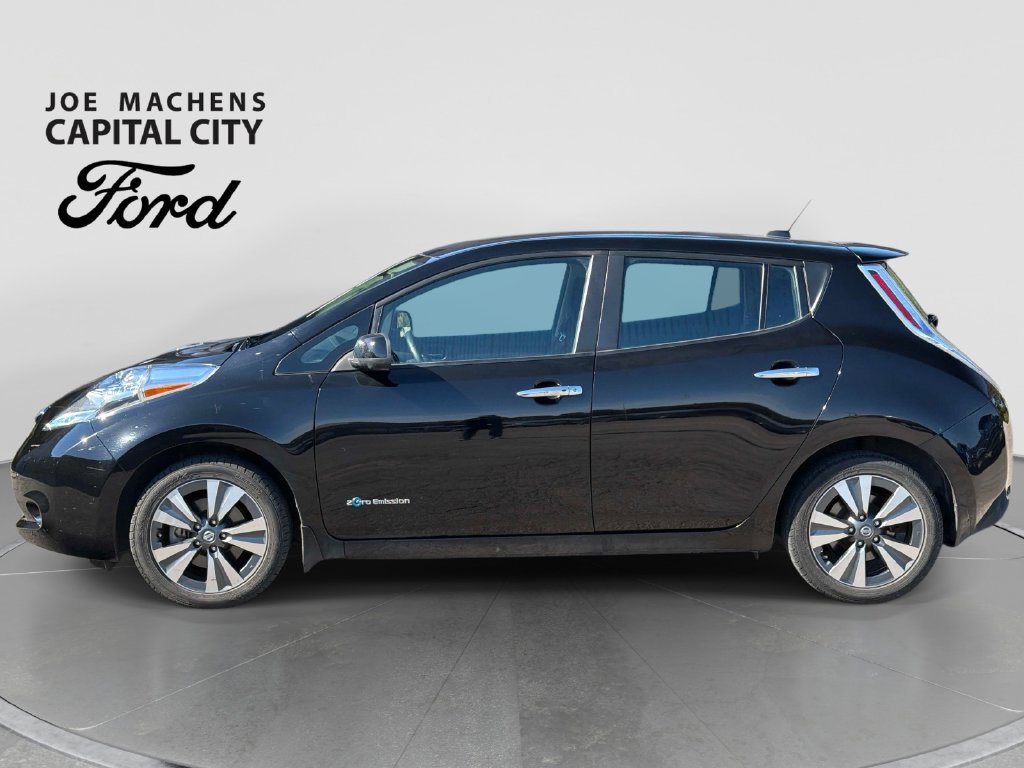 Used 2017 Nissan Leaf SV w/ Premium Package FWD image 9