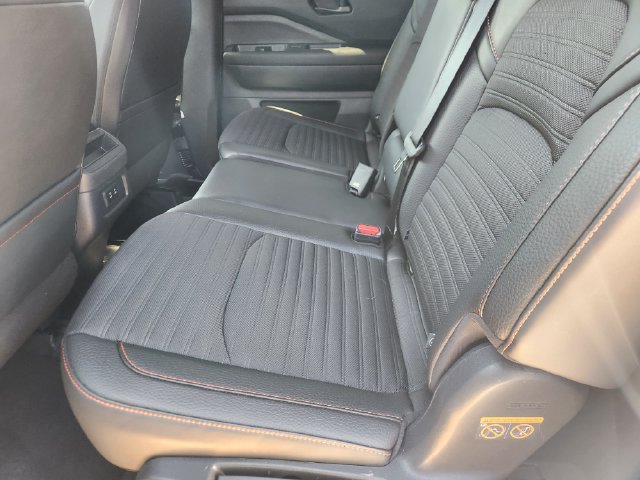 Used 2026 Nissan Pathfinder Rock Creek AWD/4WD image 30