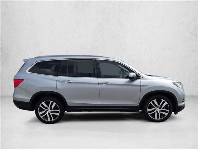 Used 2017 Honda Pilot Elite image 7