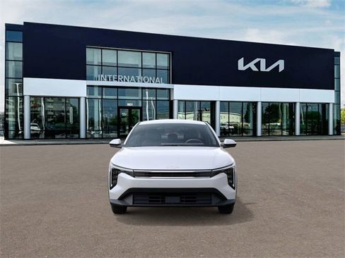 New 2026 Kia K4 LX image 2