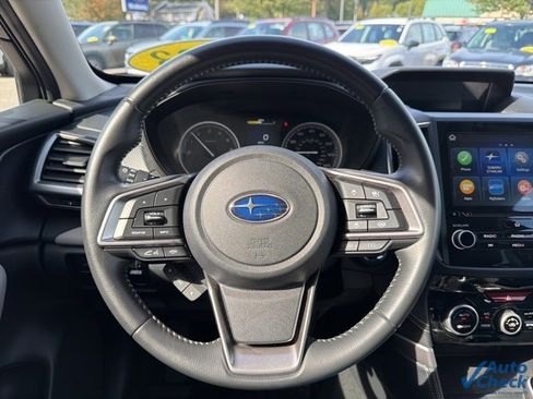 Used 2023 Subaru Forester Limited image 41