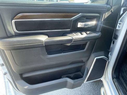 Used 2022 RAM 2500 Laramie w/ Body Color Bumper Group AWD/4WD image 16
