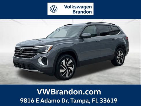 New 2026 Volkswagen Atlas SE FWD image 1