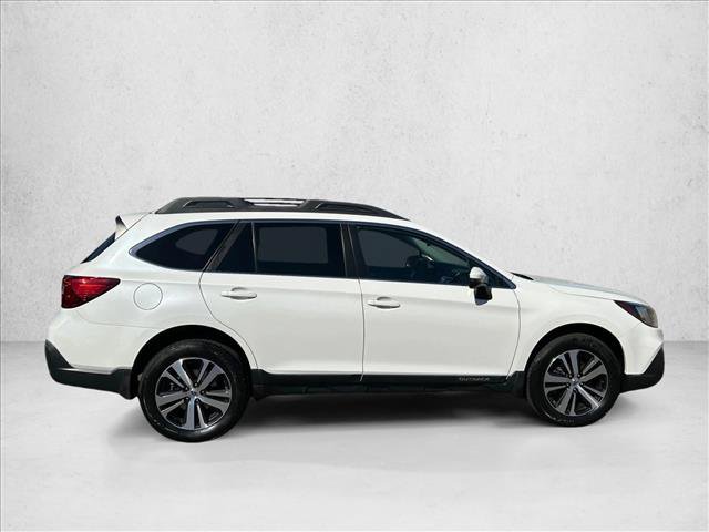 Used 2019 Subaru Outback 2.5i Limited w/ Popular Package #2 AWD/4WD image 4