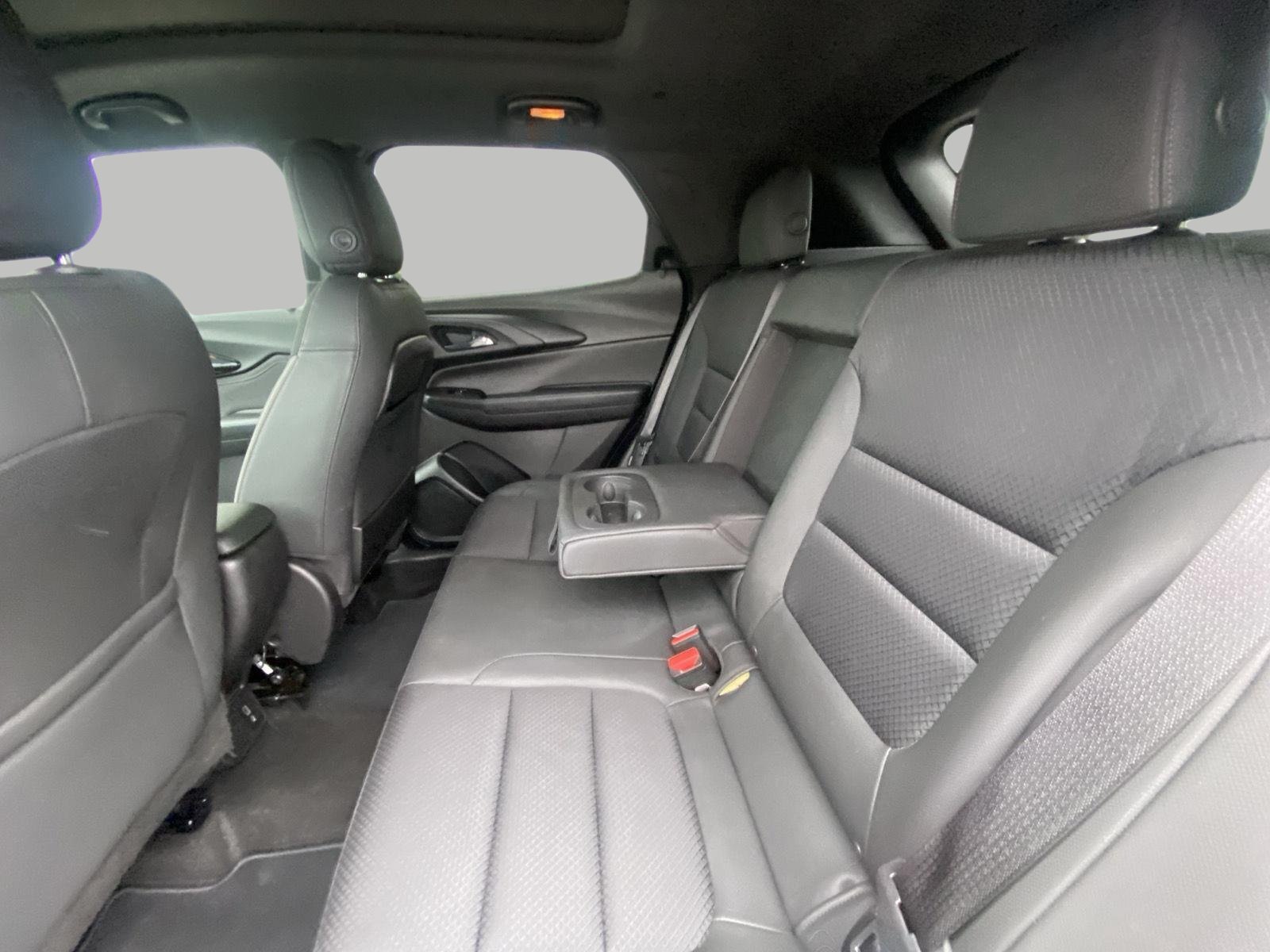 Used 2021 Chevrolet TrailBlazer RS w/ Sun and Liftgate Package AWD/4WD image 12