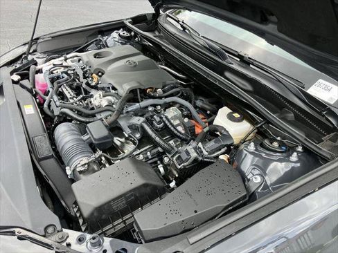 Certified 2025 Toyota Camry SE FWD image 31