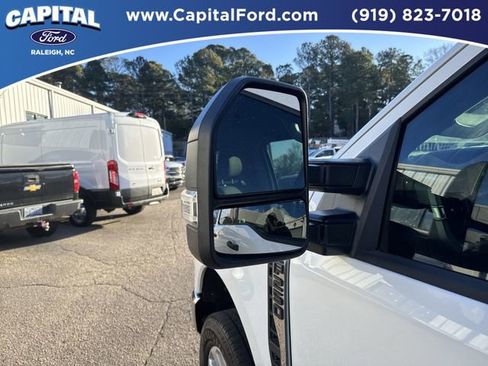 Used 2024 Ford F250 XLT image 12