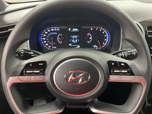 Used 2022 Hyundai Santa Cruz SEL image 15