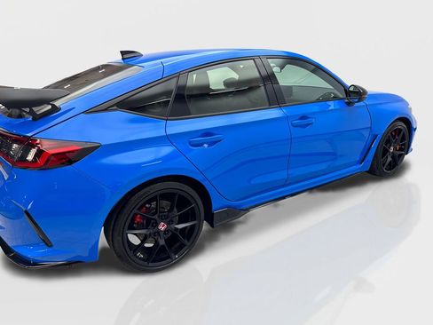 Used 2023 Honda Civic Type R image 13