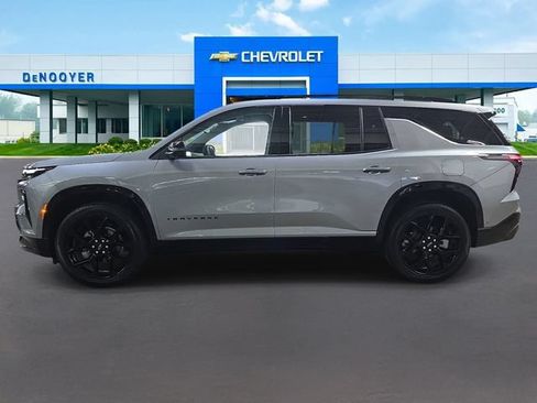 New 2026 Chevrolet Traverse RS w/ LPO, Floor Liner Package AWD/4WD image 11