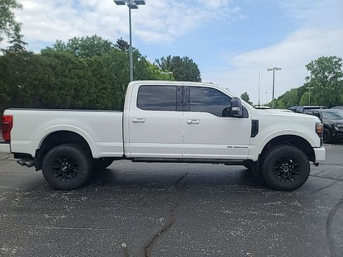 Certified 2022 Ford F350 Lariat w/ Tremor Off-Road Package AWD/4WD image 7