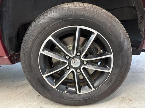 Used 2019 Dodge Grand Caravan GT FWD image 29