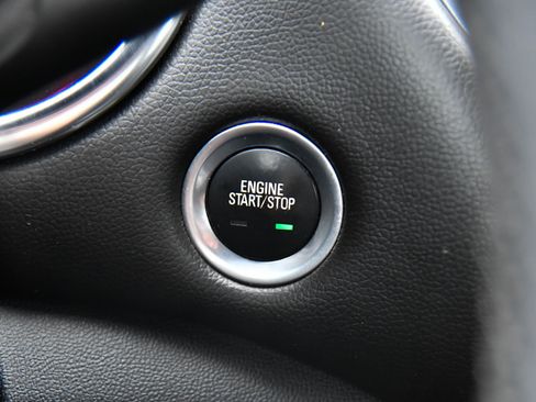 Used 2023 Chevrolet Malibu LT FWD image 27