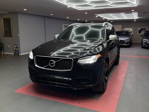 Used 2016 Volvo XC90 T5 R-Design FWD image 2