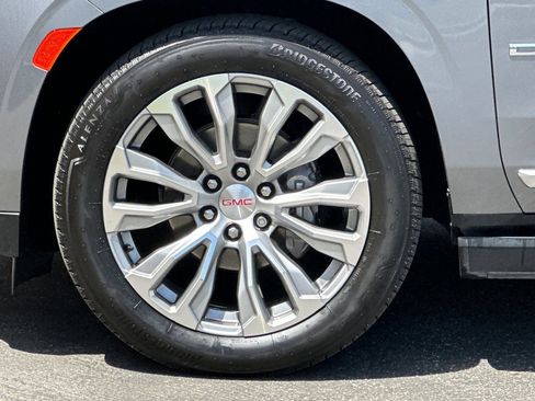 Certified 2021 GMC Yukon Denali w/ Denali Ultimate Package image 28