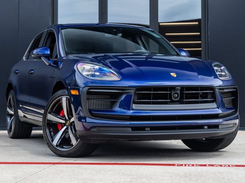 Certified 2026 Porsche Macan S AWD/4WD image 6