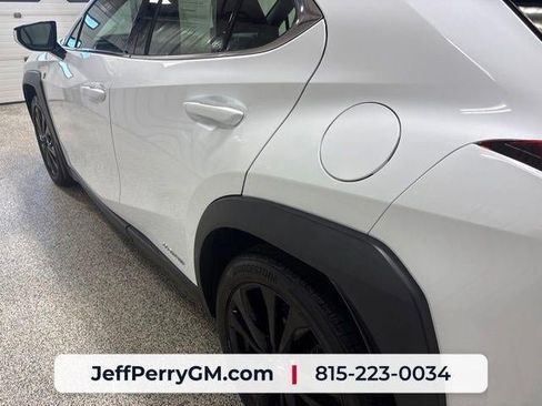 Used 2019 Lexus UX 250h F Sport w/ F Sport Premium Package AWD/4WD image 10