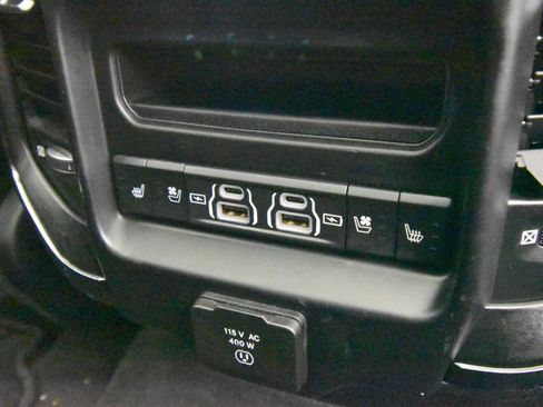 Used 2022 RAM 1500 Limited image 17