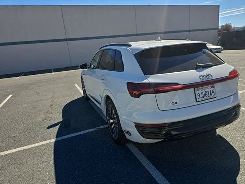 Used 2024 Audi Q8 e-tron Premium Plus AWD/4WD image 6