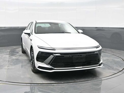 New 2026 Hyundai Sonata SEL image 2