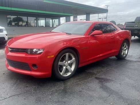 Used 2015 Chevrolet Camaro LT w/ 1LT Preferred Package image 5