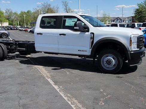 New 2025 Ford F550 4x4 Crew Cab Super Duty image 14