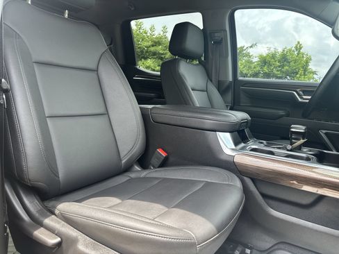 Used 2025 Chevrolet Silverado 1500 RST AWD/4WD image 26