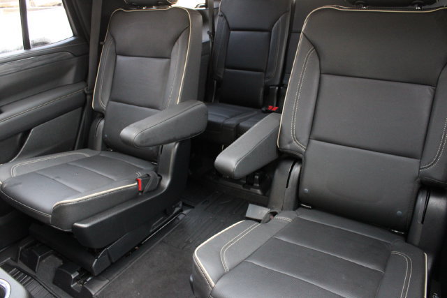 Used 2023 GMC Yukon SLT w/ SLT Luxury Package AWD/4WD image 20