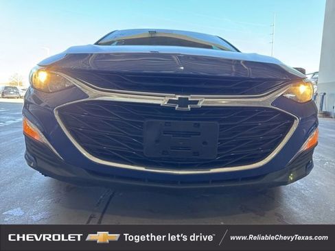 Certified 2023 Chevrolet Malibu RS image 2