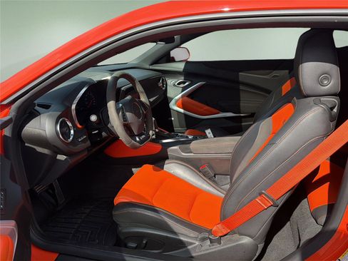 Used 2018 Chevrolet Camaro SS w/ Hot Wheels Edition RWD image 37