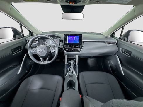 Used 2024 Toyota Corolla Cross LE w/ Moonroof Package AWD/4WD image 12