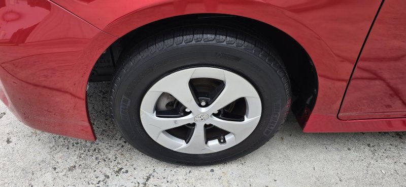Used 2014 Toyota Prius Four FWD image 9