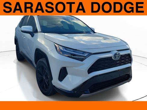 Used 2023 Toyota RAV4 SE AWD/4WD image 1