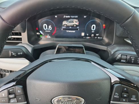 New 2025 Ford Explorer Platinum w/ Ultimate Package image 28